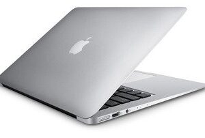 Apple MacBook Pro 13.3" Retina A1502 Core i5-4258U 2.4GHz 2.9 GHz), 8GB 128GB SSD OS MONTERREY